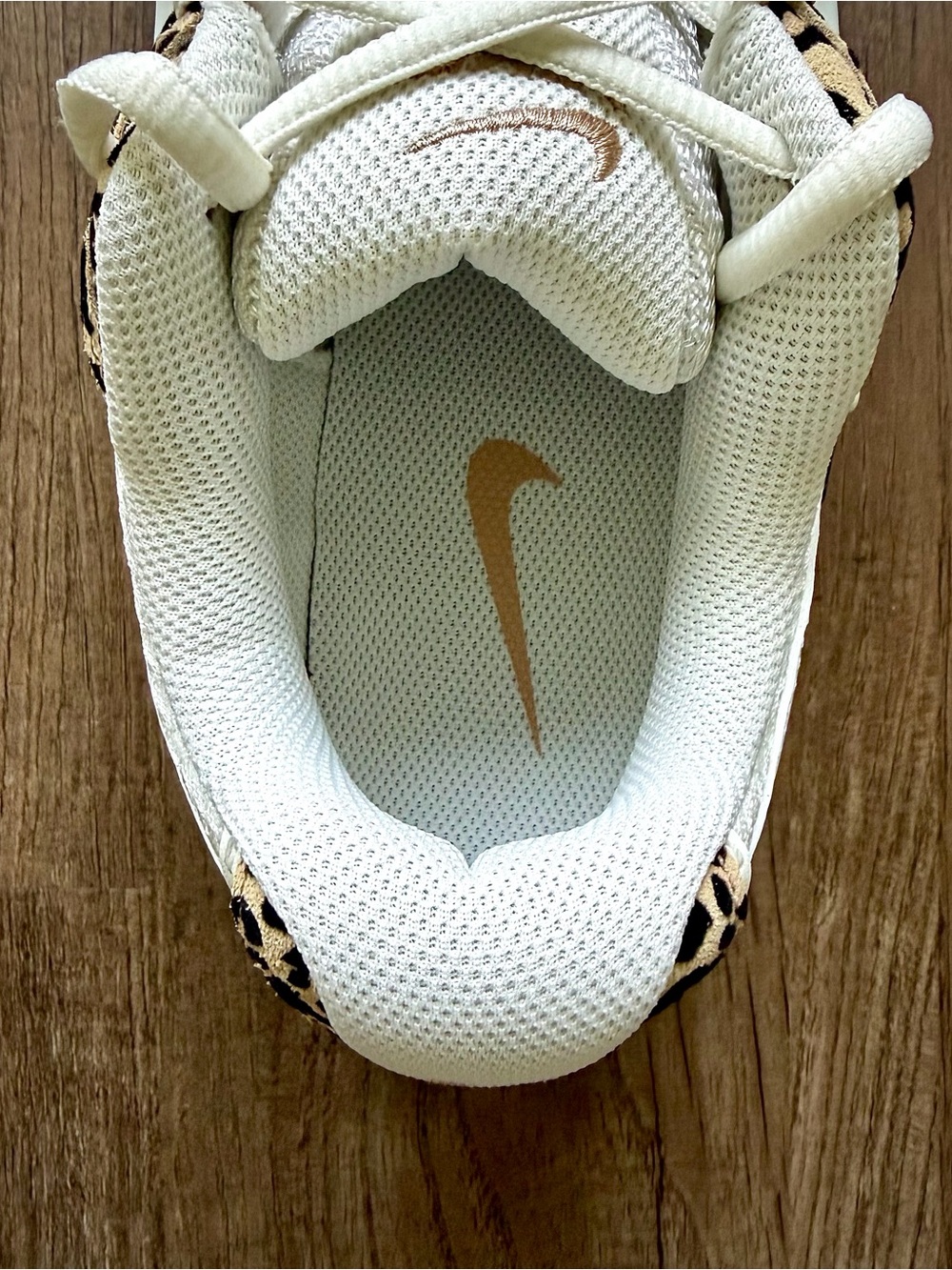 Nike V5 RNR Suede Leopard IR5823-133 Women’s Size 9 - Picture 9 of 9